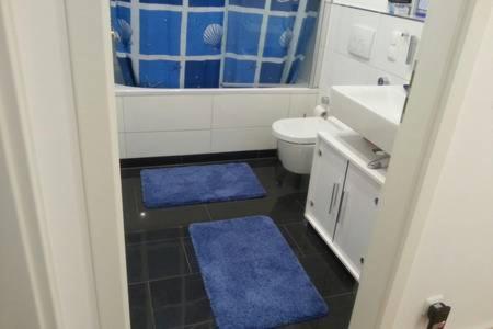 Zimmer Mit Eigenem Bad In Maerchenstadt! Heidelberg Luaran gambar